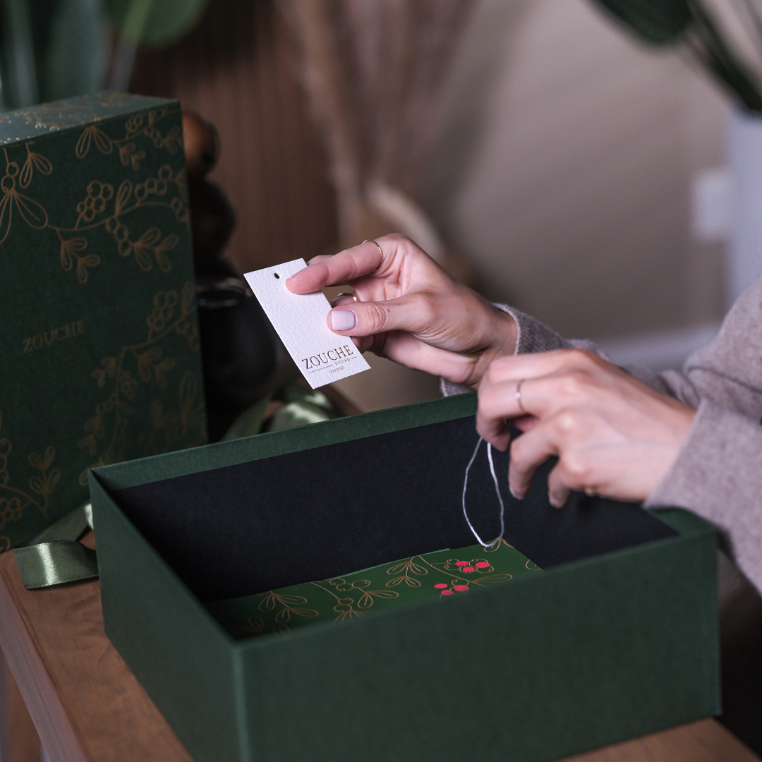 GIFT BOX SET 03 - The Mistletoe
