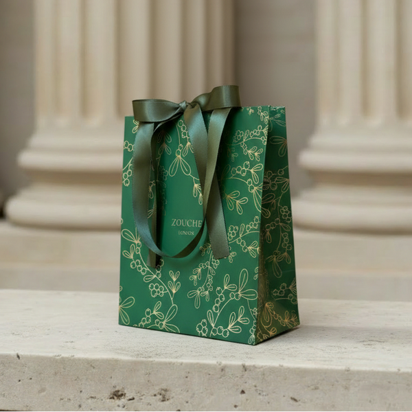 The Mistletoe Gift Bag Set